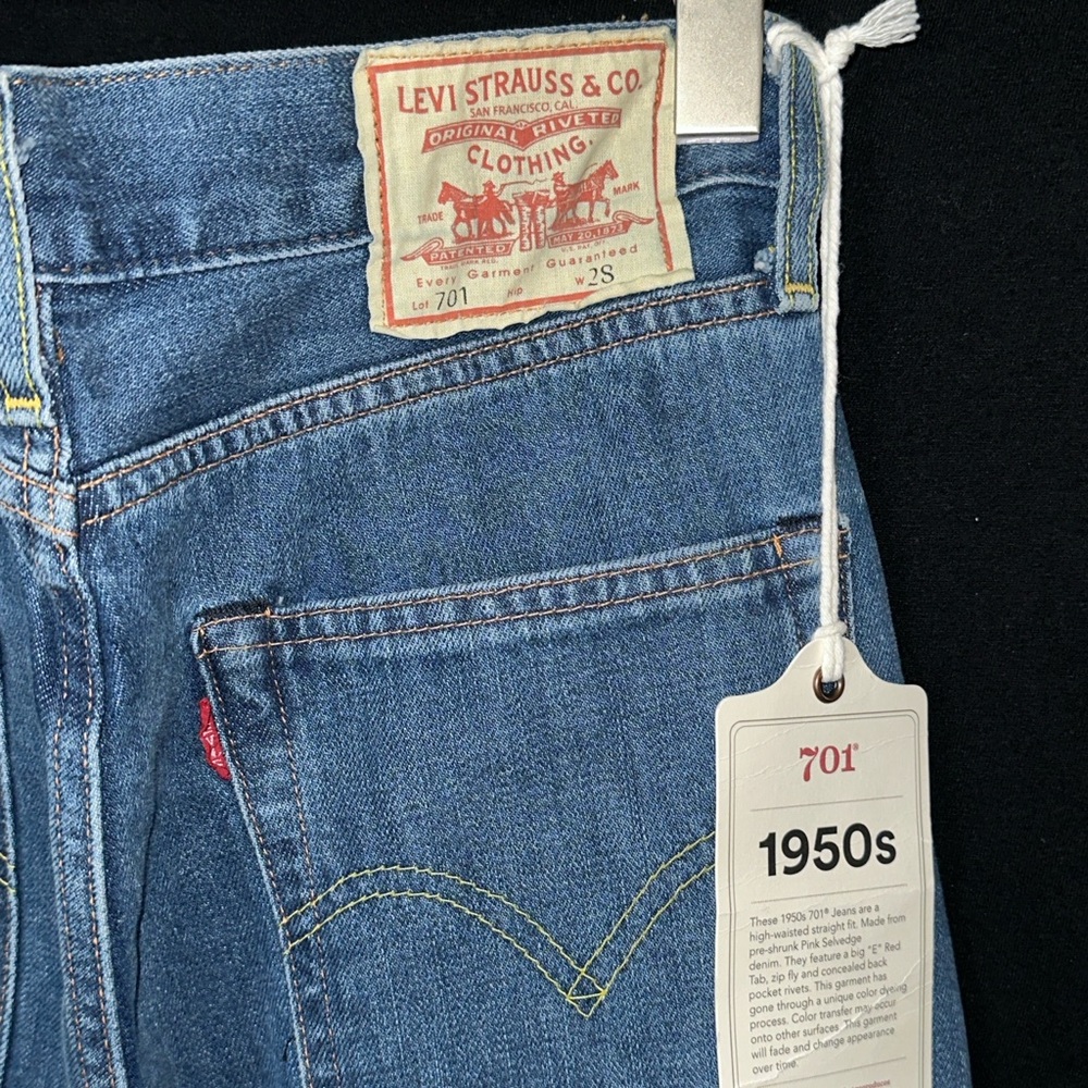 Levi's LVC Women’s 1950’s 701 Premium Medium wash Pink Selvedge Denim. Sz 28x32